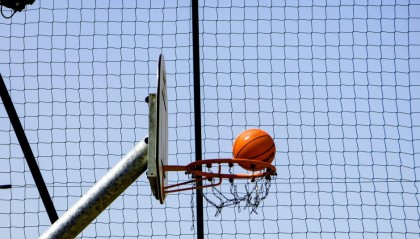 CBA官宣：李苑鑫领衔65人报名选秀 多位海外球员+年龄最大者38岁