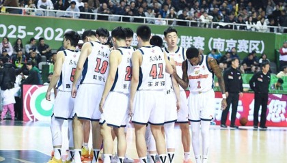 篮球比分九游体育-不当水货！杜锋弟子拿下14+10，打南京队开窍了，胡明轩回击质疑