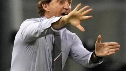 九游体育娱乐官网-曼奇尼：意大利新人表现让我惊讶 小唐还有9根手指